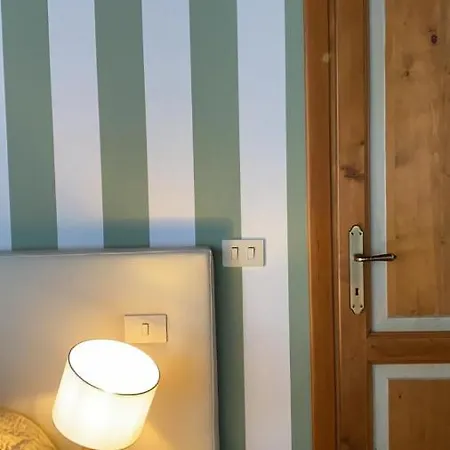 Paradiso Imperfetto Gæstehus